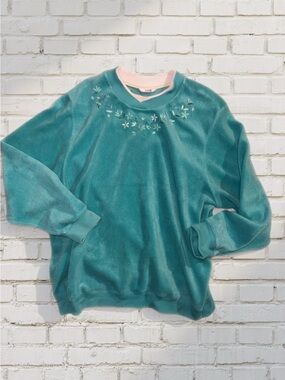 Vintage Cottagecore 90s Alia Teal Crewneck Embroidered Fleece Sweater